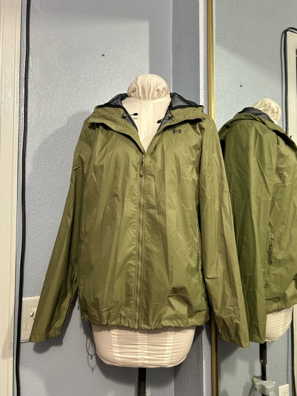Under Armour Olive Hooded Windbreaker Jacket